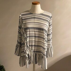 ALFANI women’s RUFFLED / TIERED BLOUSE. Vintage. White STRIPED BLACK. Size L